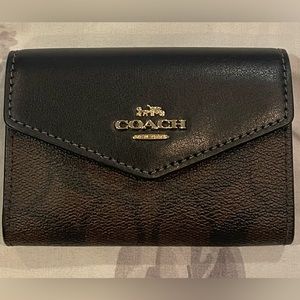 Coach Flap Card Case in Signature Canvas